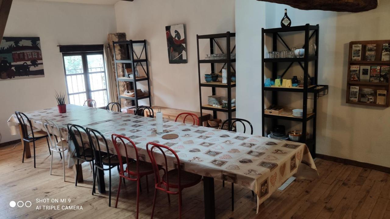 Gite De La Tour Saint-Guilhem-le-Desert Εξωτερικό φωτογραφία